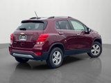 Used 2017 Chevrolet Trax LT w/ LT Convenience Package image 2