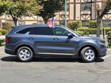 Used 2022 Kia Sorento LX image 4