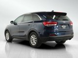 Used 2017 Kia Sorento LX w/ LX Convenience Package image 3