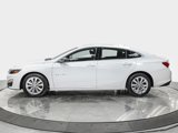 Used 2022 Chevrolet Malibu LT image 2