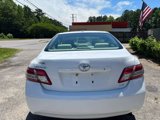 Used 2010 Toyota Camry LE image 5