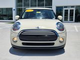 Used 2015 MINI Cooper 4-Door Hardtop image 2