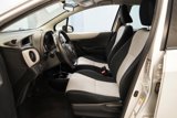 Used 2012 Toyota Yaris 4-Door Hatchback image 5