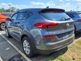 Used 2019 Hyundai Tucson SE image 2