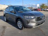 New 2025 Ford Escape Active image 2