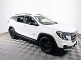 Used 2022 GMC Terrain AT4 image 3