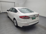 Used 2019 Ford Fusion SE image 5