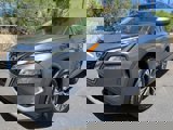 Used 2023 Nissan Rogue SV image 2