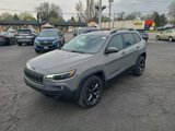 Used 2019 Jeep Cherokee Latitude image 2