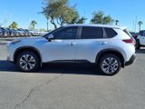 Used 2023 Nissan Rogue SV image 2