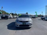 Used 2017 Chrysler Pacifica Touring-L image 2