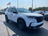 Used 2024 Honda Pilot TrailSport image 3