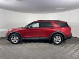 Used 2022 Ford Explorer XLT w/ Equipment Group 202A image 3