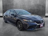 Used 2021 Toyota Camry SE image 3