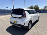 Used 2023 Kia Soul LX image 4