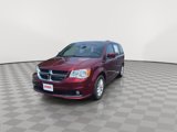 Used 2019 Dodge Grand Caravan SXT image 4