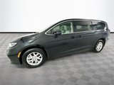 Certified 2023 Chrysler Pacifica Touring-L image 4