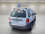 Used 2005 Ford Escape XLS image 4