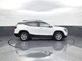 Used 2022 GMC Terrain SLE w/ Driver Convenience Package image 4