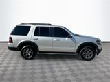 Used 2007 Ford Explorer XLT image 4