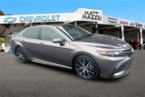 Used 2022 Toyota Camry SE image 2