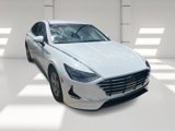 Used 2023 Hyundai Sonata SE w/ Preferred Accessory Package image 3