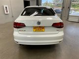 Used 2016 Volkswagen Jetta SE image 4