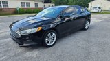 Used 2018 Ford Fusion SE image 2