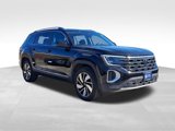 Used 2024 Volkswagen Atlas SEL image 3