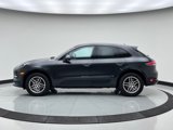 Certified 2021 Porsche Macan image 2