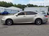 Used 2018 Lexus ES 350 w/ Luxury Package w/Wood Trim image 4