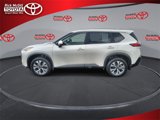 Used 2023 Nissan Rogue SV w/ SV Premium B Package image 5