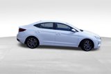 Used 2020 Hyundai Elantra Limited image 4