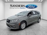 Used 2022 Chrysler Pacifica Touring-L image 5