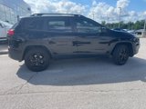 Used 2017 Jeep Cherokee High Altitude image 2