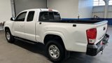 Used 2017 Toyota Tacoma SR image 4