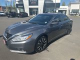 Used 2018 Nissan Altima 2.5 SV image 2