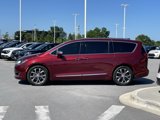 Used 2018 Chrysler Pacifica Limited w/ Tire & Wheel Group image 4