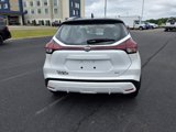 Used 2023 Nissan Kicks SV image 4