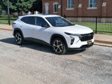 New 2025 Chevrolet Trax RS w/ Sunroof Package image 2