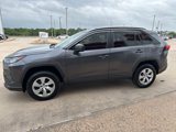 Used 2021 Toyota RAV4 LE image 4