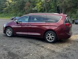 Used 2019 Chrysler Pacifica Limited image 4