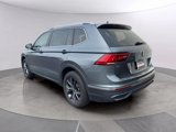 Used 2022 Volkswagen Tiguan SE image 3