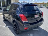 Used 2022 Chevrolet Trax LT w/ Premium Seat Package image 5