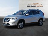 Used 2017 Nissan Rogue SV image 3