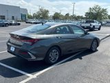 Used 2024 Hyundai Elantra SEL image 4