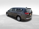 Used 2023 Chrysler Voyager LX image 3