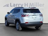 New 2025 Jeep Compass Latitude image 3
