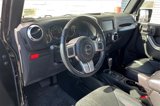 Used 2017 Jeep Wrangler Unlimited Rubicon image 6