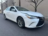 Used 2015 Toyota Camry SE image 3